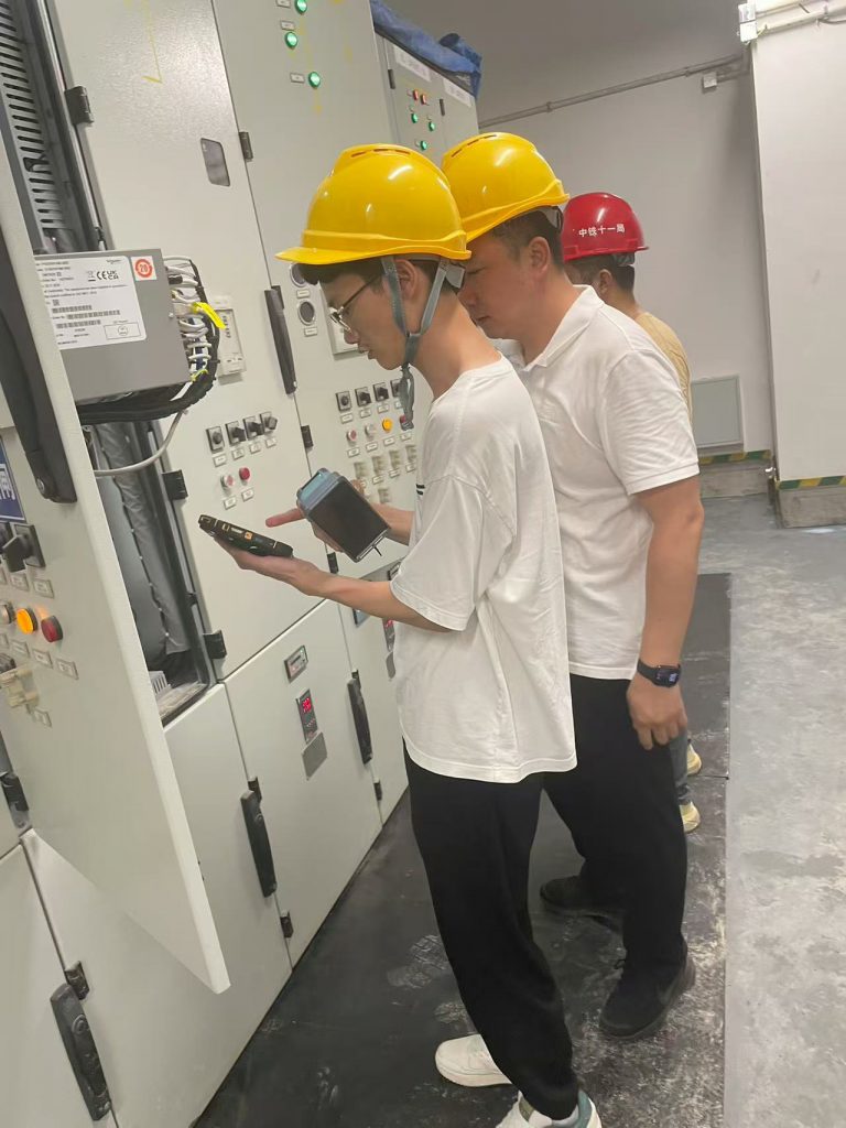 專業(yè)高效，客戶贊譽：手持式局部放電測試儀安裝調(diào)試服務獲好評-武漢中電通電力設(shè)備有限公司